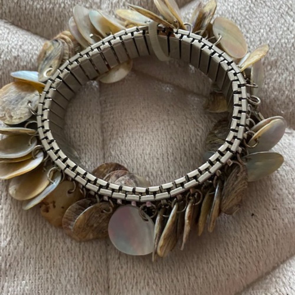 Shell Bracelet - image 3